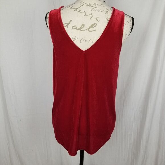 Gibson‎ Holiday Red Sleeveless Blouse Size XS - Picture 6 of 6